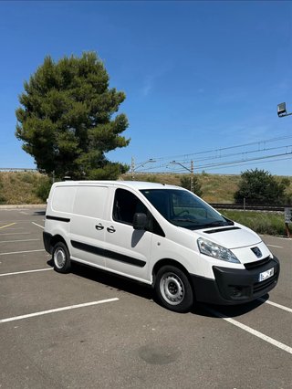 Peugeot Expert 2008