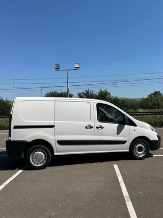 Peugeot Expert 2008
