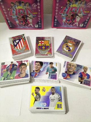 PACK DE MAS de 200 CROMOS DE VARIOS MODELOS NUEVOS