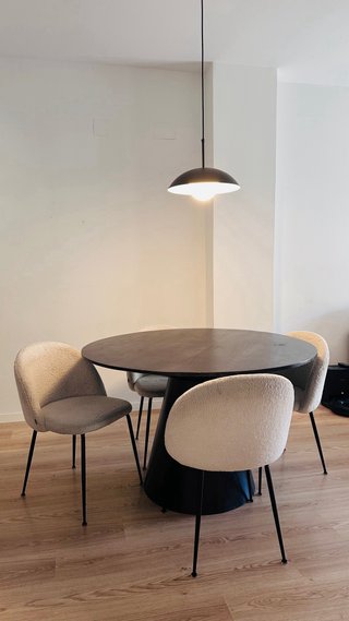 Comedor redondo tela y madera