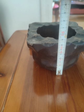 Mortero de madera antiguo