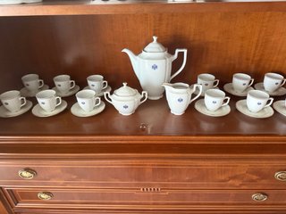 Vajilla inglesa de porcelana Royal Kent, años 30