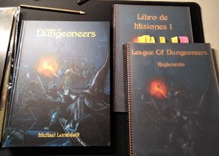 League of Dungeoneers King Pledge + Mejoras