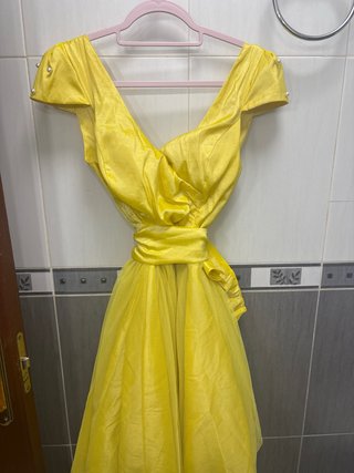 Vestido fiesta adolescente amarillo
