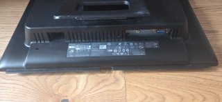 Monitor Compaq 18 con altavoces integrados