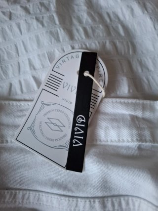 Pantalón vaquero blanco ancho