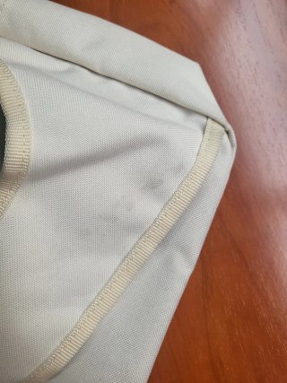 Mochila blanca beige Reebok