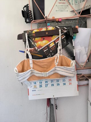 Bikini dos piezas Oysho Rayas Azul y Blanco