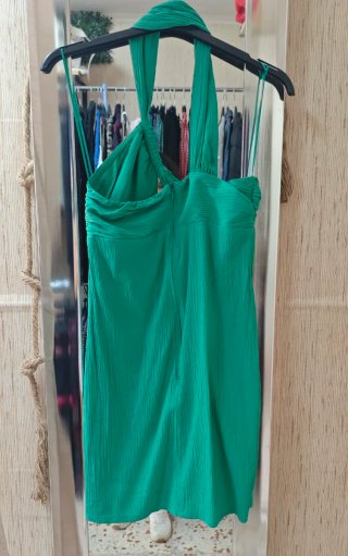 Vestido verde Pull&Bear