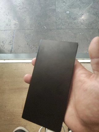Batería Portátil Solar Negra