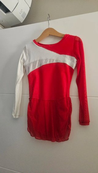 Mallot competición patinaje Colmenar Viejo.Talla 8