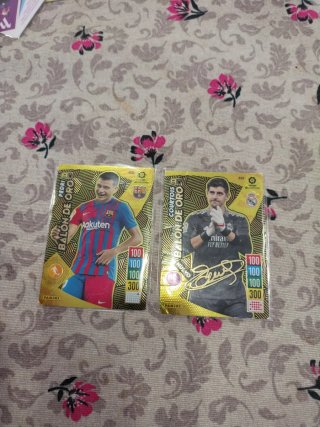 Pedri y Courtois Balón de Oro Panini