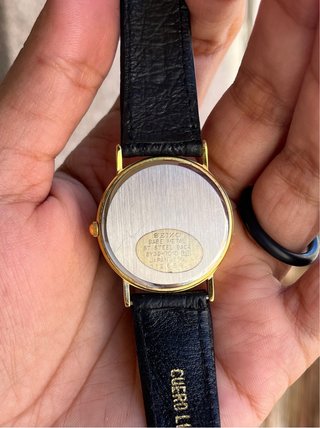Seiko Quartz Dorado Negro Vintage 6Y39-7010