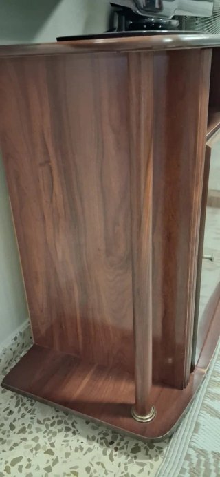 Mueble TV madera marrón