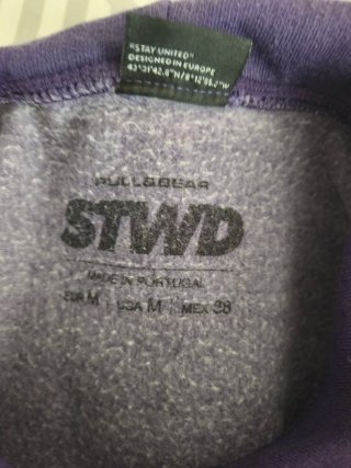 Sudadera Pull&Bear Morada Talla M