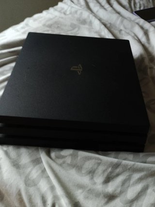 Consola PS4 Pro Negra