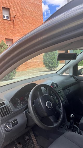 Volkswagen Touran 2003