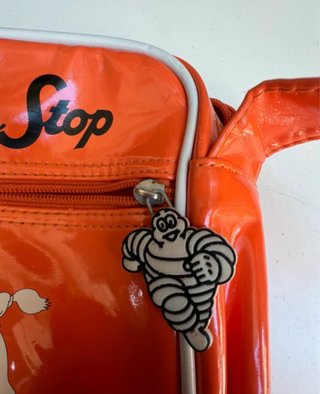 Borsa tracolla anni '80 Michelin arancione
