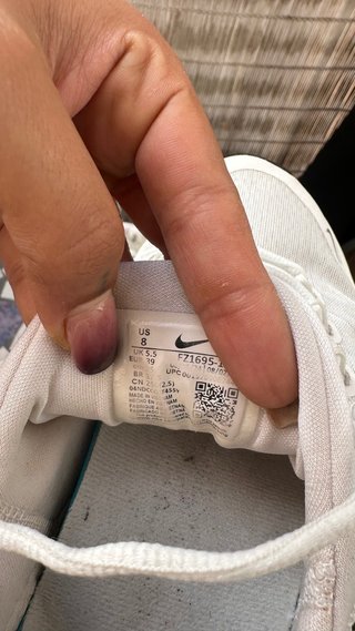 Zapatillas Nike Metcon Blancas y Negras