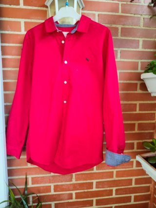 Camisa H&M roja manga larga T.170