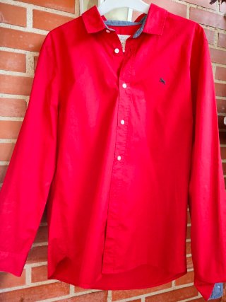 Camisa H&M roja manga larga T.170