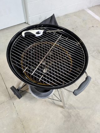 Barbacoa Weber 47cm Negra con Encendedor