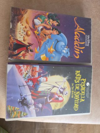 2 Películas VHS Disney Aladdin y Pesadilla