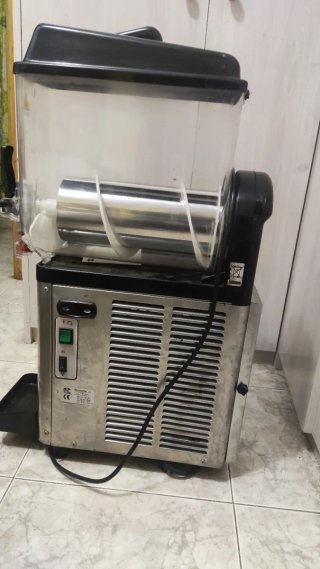Máquina Granizados Profesional La Chufera