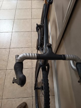 Bicicleta Gravel Finnale Negra