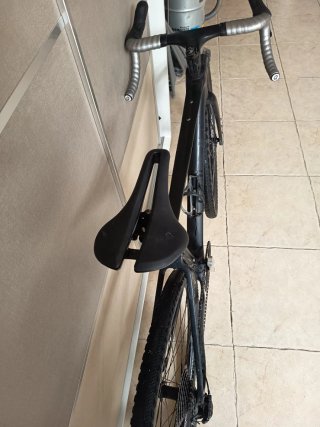 Bicicleta Gravel Finnale Negra