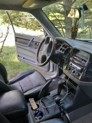 Mitsubishi Montero 2001