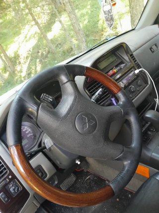 Mitsubishi Montero 2001