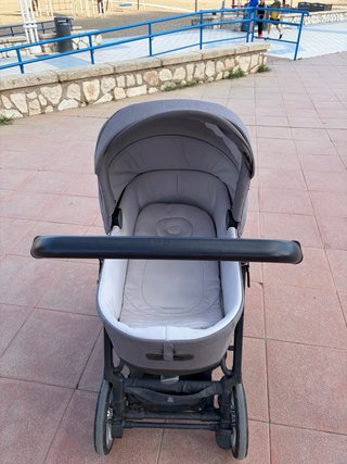 Carrito Bebé Inglesina Aptica Gris