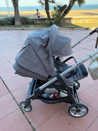 Carrito Bebé Inglesina Aptica Gris