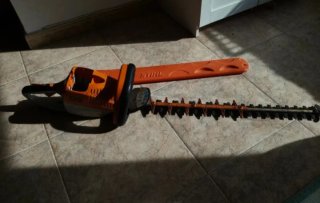 Cortasetos STIHL HSA 86 SIN BATERÍA Y SIN CARGADOR