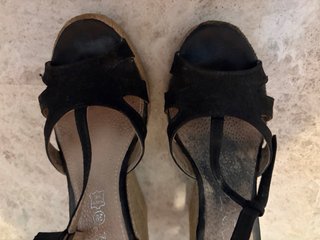 Cuñas negras de esparto