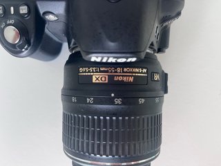 Nikon D3100 réflex digital  objetivo original