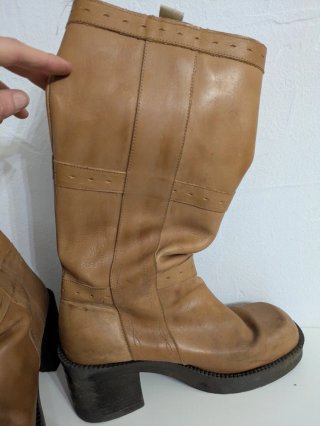 Botas de piel marrones