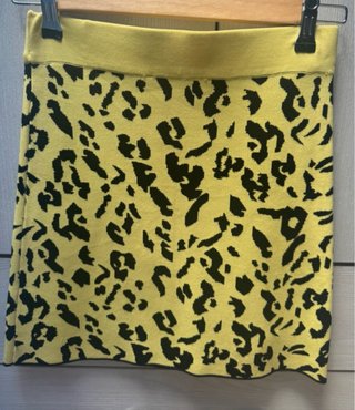 Falda Zara estampada