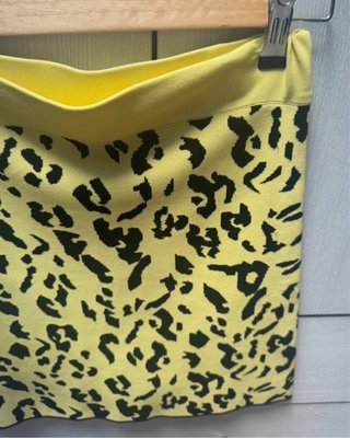 Falda Zara estampada