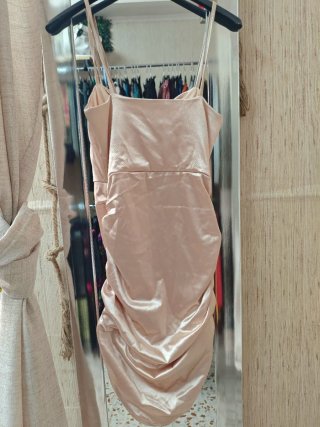 Vestido Shein tirantes de raso champán