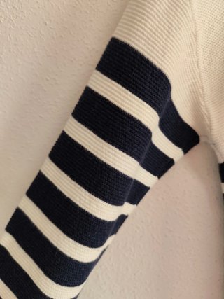 Jersey de chica talla M de Pedro del Hierro.