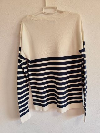 Jersey de chica talla M de Pedro del Hierro.