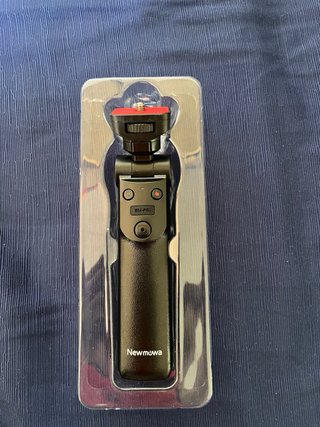 Trípode / Selfie Stick Bluetooth Newmowa