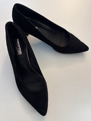Zapatos de tacón negros ante