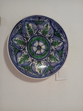 Jarrón de cerámica decorado