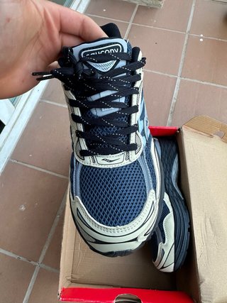 Saucony Pro Grid Omni 9 Talla 41