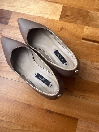 Zapatos de piel Zendra punta fina