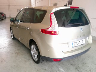 Renault Grand Scenic 2011