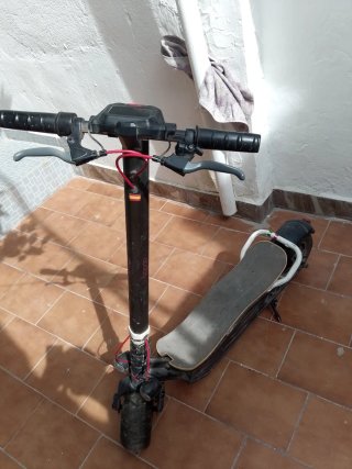 Patinete Eléctrico Cecotec Bongo Z On Road